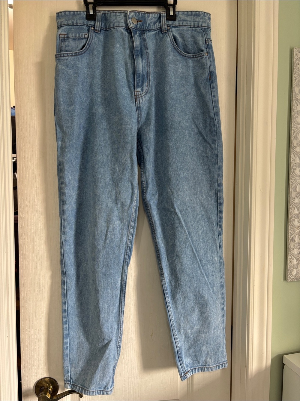 Refuge Vintage Light Wash Straight-Leg Mom Jeans